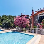 Wyndham Perili Bay Hotel Datça